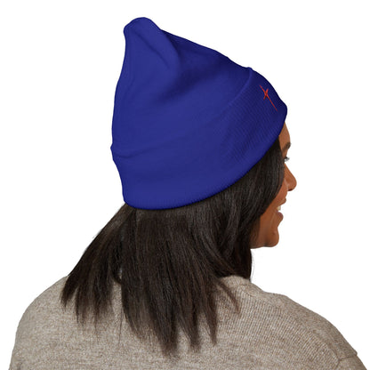 Embroidered Red Star Cuffed Beanie
